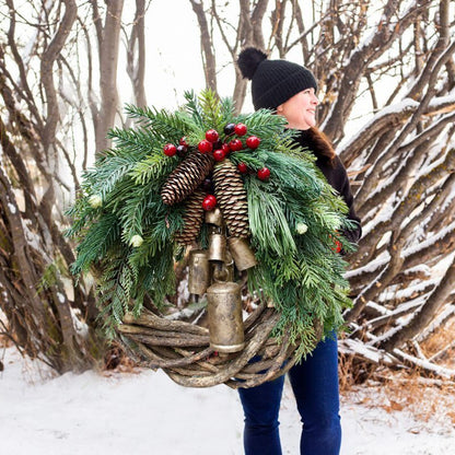 VIVORA™ WinterLuxe Christmas Wreath