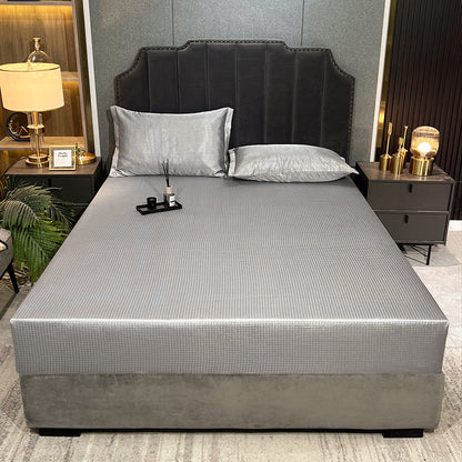 HOUNDSTOOTH ICE SILK™ 3-Piece Bedding Set